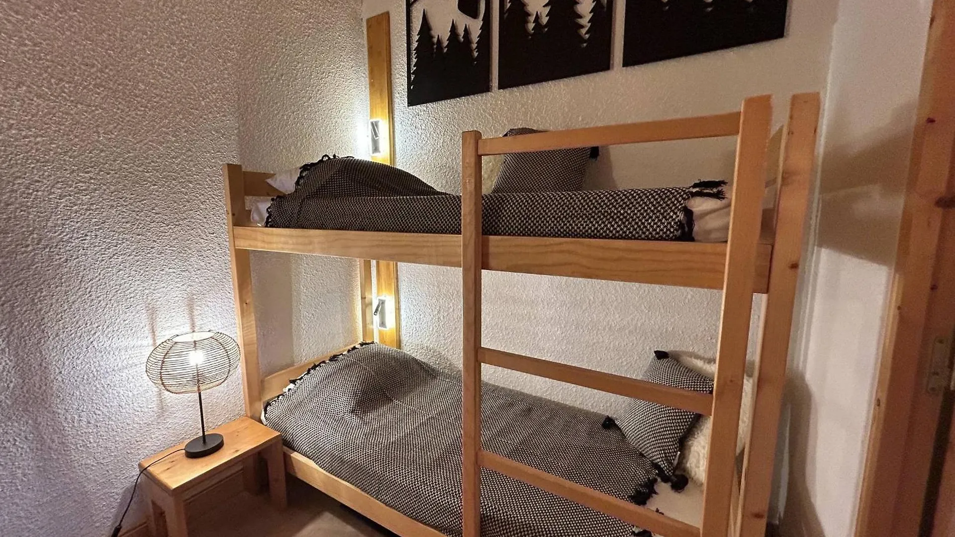 Duplex Skis Aux Pieds Avec Bureau, Wifi Et Tv Grand Ecran - Fr-1-355-252 Les Allues